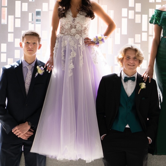 Prom dress - Picture 3 of 4